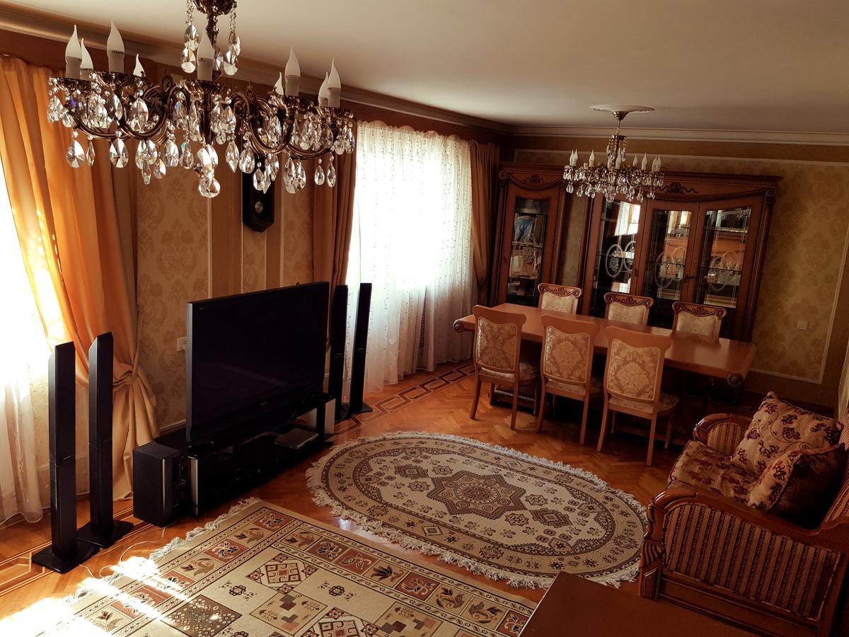 Gold Wall Apartment Baku Exterior foto